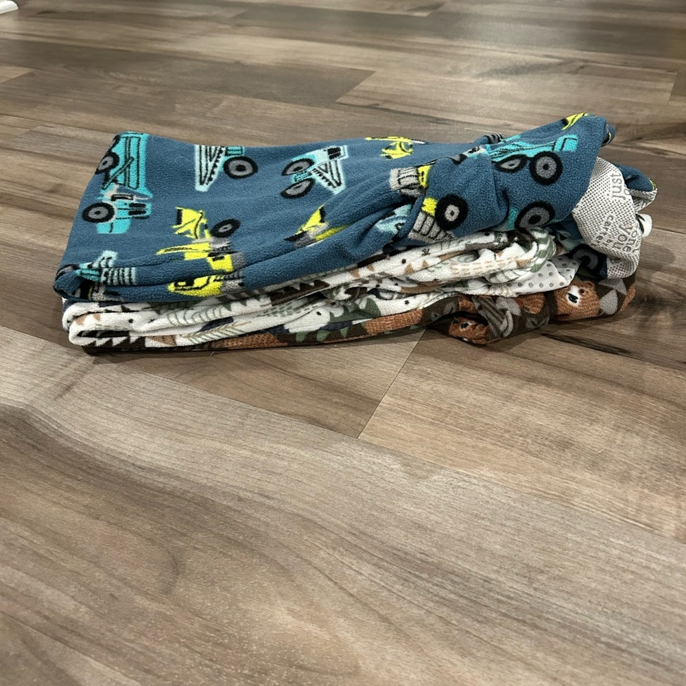 3t pj bundle 💙